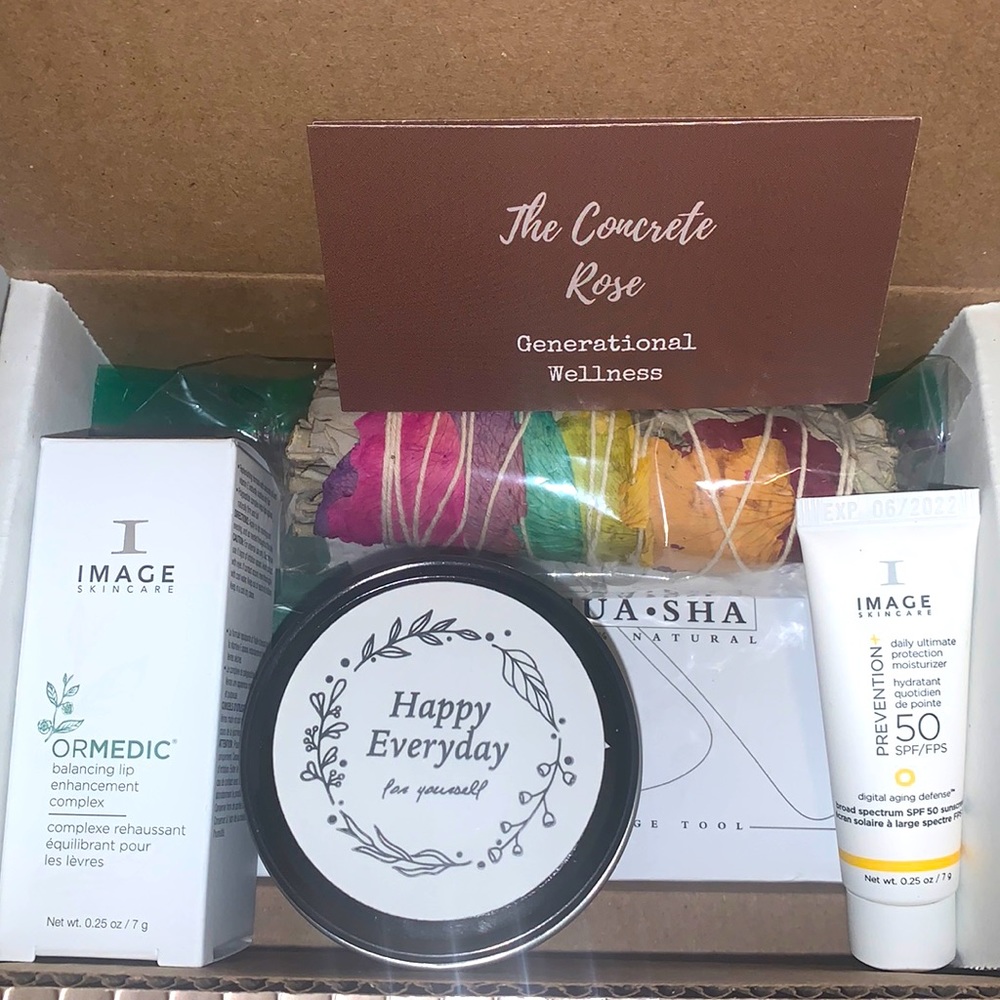 Intentional Lip Bundle